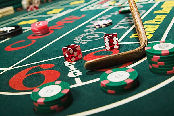 suntik4d unified platform dashboard showing football, live dealer, slots, and account balance